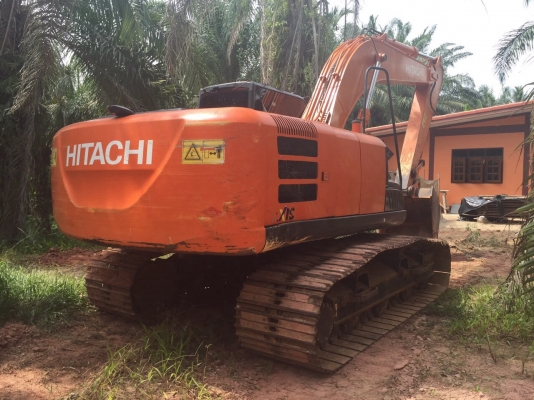 ขายดาวน์แบคโฮ HITACHI ZX200-5G ทำงาน 2875ชั่วโมง สนใจโทร 081-970-1072