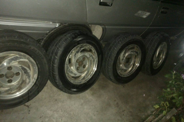 แม็กขอบ 13 4 รู100