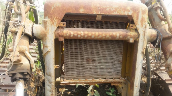 ต้องการขายอะไหล่ แทรกเตอร์D4ตีนเป็ด