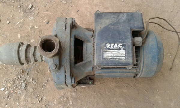 ปั้มน้ำอิตาลี1.5  นิ้ว