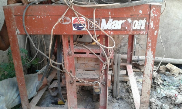 ลิฟท์ยกปูนมอเตอร์ 3 แรงมิสซู ลิฟท์ยกปูนมอเตอร์ 3 แรงมิสซู