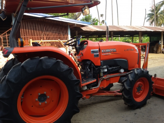 ปัญญาแทรคเตอร์..จัดมาให้ครับ ด่วน!!!คูโบต้า L4708 พร้อมใบมีดคานล่าง พร้อมผาน6 ตราช้าง24&times;6รถไร่สีเดิมๆ จัดส่ง อ.ท่าตะโก จ.นครสวรรค์