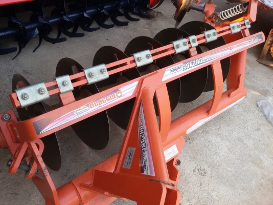 ปัญญาแทรคเตอร์..จัดมาให้ครับ ด่วน!!!คูโบต้า L4708 พร้อมใบมีดคานล่าง พร้อมผาน6 ตราช้าง24&times;6รถไร่สีเดิมๆ จัดส่ง อ.ท่าตะโก จ.นครสวรรค์