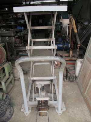 ขายลิฟท์เอ็กซ์รถเข็นของนอกแท้แข็งแรงสภาพสวย ขายลิฟท์เอ็กซ์รถเข็นของนอกแท้แข็งแรงสภาพสวย