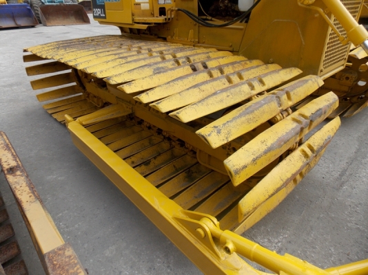 มาอีกแล้ว รถดันKOMATSU แทรคกว้าง 1 เมตร มาอีกแล้ว รถดันKOMATSU แทรคกว้าง 1 เมตร