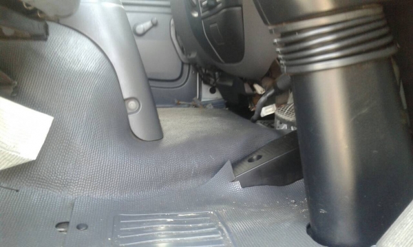 ขาย 10 ล้อ อีซูซุ เดก้า 230 แรง  ยาว 6 ม. ปี 49 ตู้เย็น มีเครื่องทำความเย็น วิ่งน้สภาพดี ตู้สวยจัด พร้อมใช้  จัดแนนท์ได้ครับ สนใจติดต่อ 081-9420141  ,  081-5715326