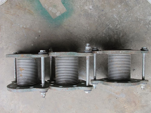 ขายข้ออ่อนท่อขนาดปาก3นิ้วสูง6นิ้ว สภาพใหม่ ขายข้ออ่อนท่อขนาดปาก3นิ้วสูง6นิ้ว สภาพใหม่