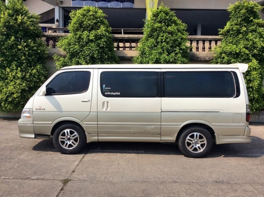 GRAND WAGON ปี 2002 2RZ เบนซิล NGV