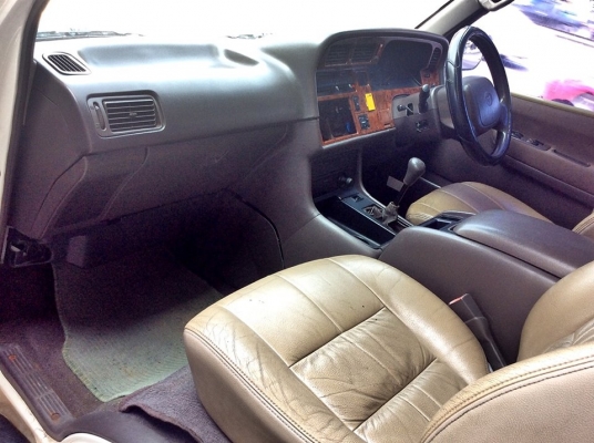 GRAND WAGON ปี 2002 2RZ เบนซิล NGV