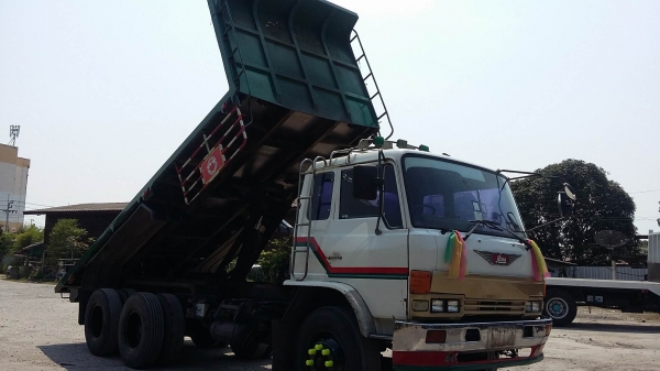 ขายรถบรรทุก สิบล้อฮีโน่ 1 เพลาพื้นเรียบ ดั้มได้