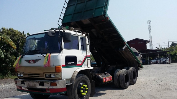 ขายรถบรรทุก สิบล้อฮีโน่ 1 เพลาพื้นเรียบ ดั้มได้