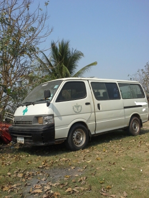 ขาย รถตู้ ไฮเอซ Toyota  Hiace ปี41