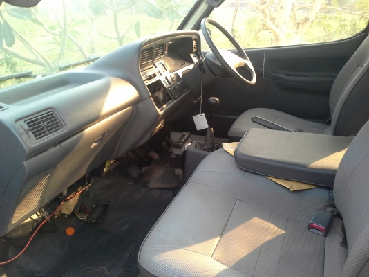 ขาย รถตู้ ไฮเอซ Toyota  Hiace ปี41