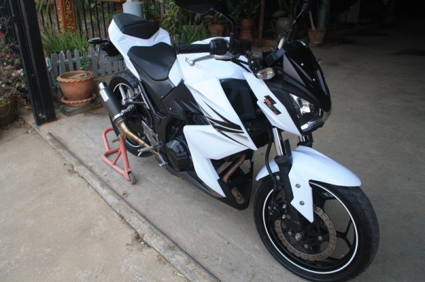ขาย Z 250 ปี 2013 ท่อสูตร เสียงมัน สภาพสวย 97000