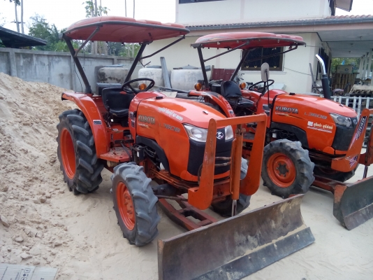 ขายคูโบต้า 36 แรง พร้อม ดันหน้า พาน 6 เล่มพร้อม