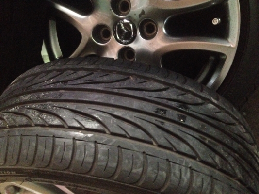 ขายล้อแม็ก Mazda 2 ตัวท็อปขอบ 16 พร้อมยาง