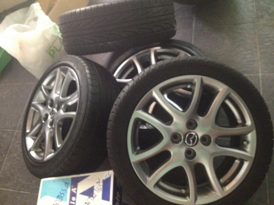 ขายล้อแม็ก Mazda 2 ตัวท็อปขอบ 16 พร้อมยาง