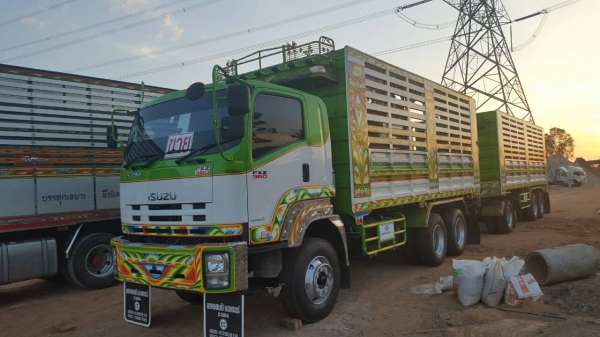 ISUZU FXZ360 ปี 56  ดั๊มพ์พืชไร่ พ่วงแม่ลูก 3 เพลา อู่สมศักดิ์ชลบุรี