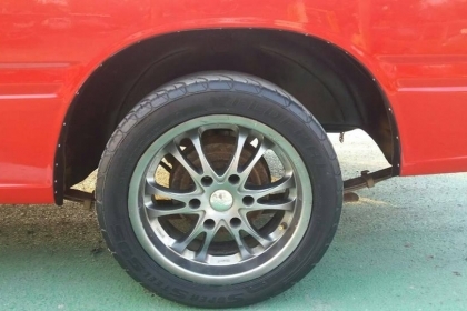 ขายอีซูซุ มังกร เครื่อง 2.5 แอร์เย็นคัทซีสวย สีเต็ม ล้อแม็ก ราคา120,000 สนใจโทร 0866668500 - 0805669540