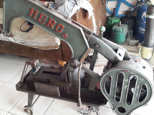 แท่นเลื่อย HERO 16 นิ้ว สภาพสวยๆ ไม่มีมอเตอร์ 6,500