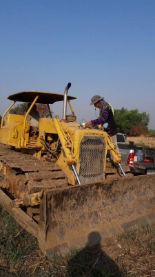 ขายD4E 43vตีนเป็ด สภาพสวยพร้อมใช้ ราคาต่อรองได้ ติดต่อได้ คุณ อ๊อฟ พิจิตร 086-737-9991 ขายD4E 43vตีนเป็ด สภาพสวยพร้อมใช้ ราคาต่อรองได้ ติดต่อได้ คุณ อ๊อฟ พิจิตร 086-737-9991