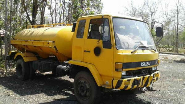 ขายรถน้ำISUZU FTR165แรงสภาพสวยพร้อมใช้ สนใจติดต่อคุณอ๊อฟ พิจิตร 086-737-9991 ขายรถน้ำISUZU FTR165แรงสภาพสวยพร้อมใช้ สนใจติดต่อคุณอ๊อฟ พิจิตร 086-737-9991