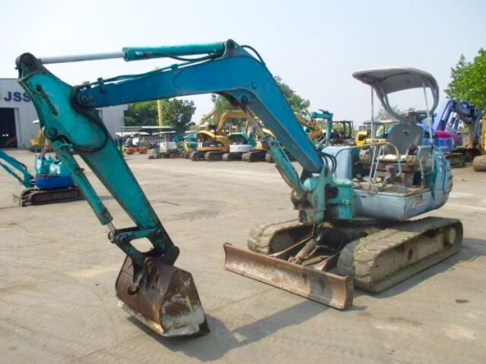 KOBELCO SK-045 ขนาดPC-45 (คอลโทนสั้นปั๊มนิ้ว) รถเก่านอกมีเอกสารใบอินวอย☎️ติดต่อ 085-5632278 (ราคาต่อรองได้)