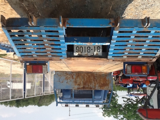 รถบรรทุก6ล้อ