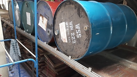 ขายถังน้ำมัน200ลิตร ภายในใสไร้สนิม ใบละ 300 2ใบ 500บาท