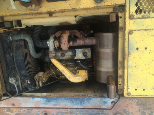 ขาย KOMATSU PC100-5 คอนโทรลสั้นไฟฟ้าครบ เล่มสภาพสวยพร้อมใช้ ติดต่อได้ คุณอ๊อฟ พิจิตร 086-737-9991