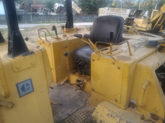 ขายD5H ซี่รี2 สภาพสวยพร้อมใช้ ติดต่อคุณ อ๊อฟ พิจิตร 086-737-9991 ขายD5H ซี่รี2 สภาพสวยพร้อมใช้ ติดต่อคุณ อ๊อฟ พิจิตร 086-737-9991