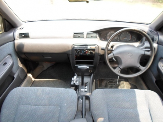 Nissan SUNNY ปี98 Nissan SUNNY ปี98