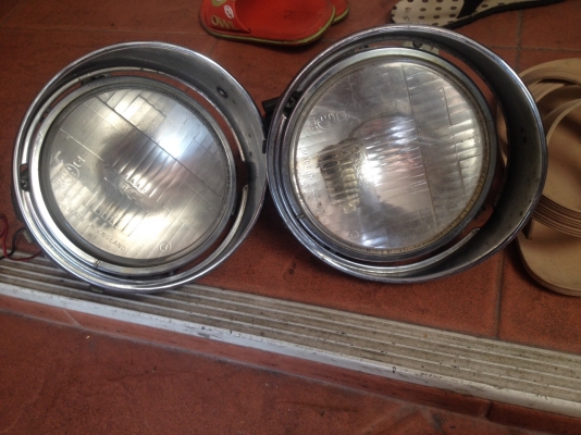 ฟหรี่หน้า จากัวร์ ลูกัส เก่ายุ่น. 5500 ไปพร้อมบังไฟเลยครับสนใจ 0827861333 รับเองลาดพร้าว87 ครับ