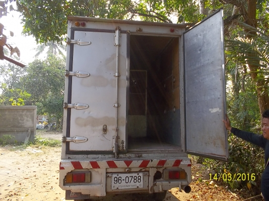 ขายฮีโน่ 4ล้อกลาง  ปี 47 เอกสารร้อมโอน