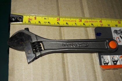 ขายประแจเลื่อนจิ๋วๆ BAHCO 4"MADE IN SPAIN. ใหม่