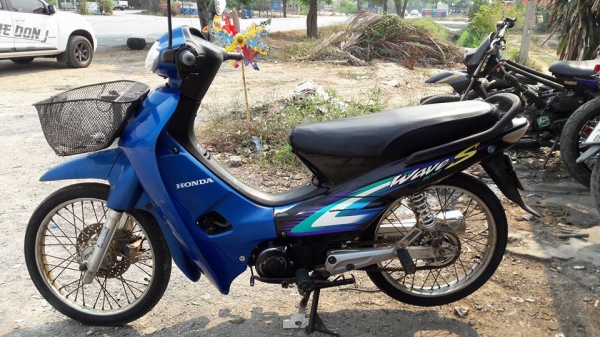 ขายเวฟ100 ทะเบียนไม่ขาด พร้อมโอน เครื่องดีมาก