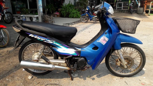 ขายเวฟ100 ทะเบียนไม่ขาด พร้อมโอน เครื่องดีมาก