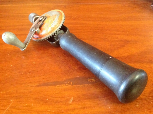 ขายสว่านมือหมุน Vintage Carrington "The Robin" England 13"