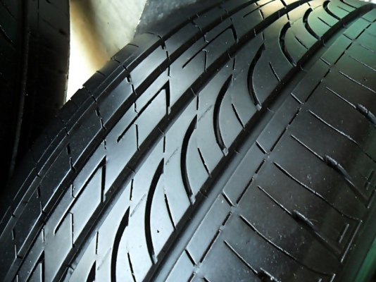 ยางขอบ17 บริดสโตน 215-55-R17ลงพื้นปี14 (4เส้น3,600)