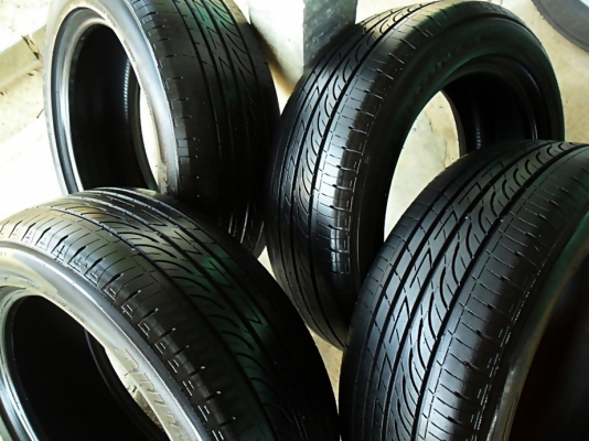 ยางขอบ17 บริดสโตน 215-55-R17ลงพื้นปี14 (4เส้น3,600)