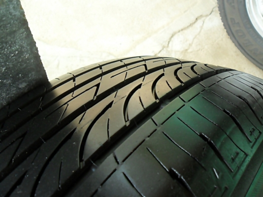 ยางขอบ17 บริดสโตน 215-55-R17ลงพื้นปี14 (4เส้น3,600)