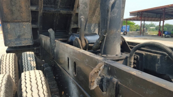 ขาย HINO MEGA 260 แรงม้า แม่ลูกดั้ม ปี 47 ขาย HINO MEGA 260 แรงม้า แม่ลูกดั้ม ปี 47