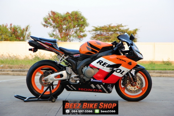 <<ดาวน์ 99,000>>ขาย HONDA CBR1000RR ปี 2006 สภาพสวย เดิมๆ ทะเบียนแท้พร้อมโอน