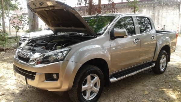 รถบ้านต้องการขาย สภาพเดิมจากห้าง ไมล์น้อย ไม่เคยซ่อม