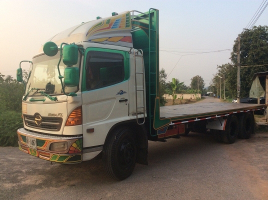 HINO10ล้อMECA 220แรง เพลาเดียว( มีระบบลากจูง) ยาว 7.5 ม.เครื่องดี ครัทซีสวย ยางเต็ม10เส้น รถใช้งานน้อย พร้อมใช้งาน ขาย 1,200,000 บาท ศุภากร081-1903107- 081-4252943
