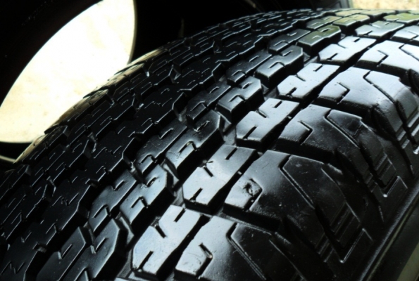 ยางกระบะสูงขอบ16 บริดสโตน265-70-R16 ลงพื้นปี15 (2เส้น2,800) ยางกระบะสูงขอบ16 บริดสโตน265-70-R16 ลงพื้นปี15 (2เส้น2,800)