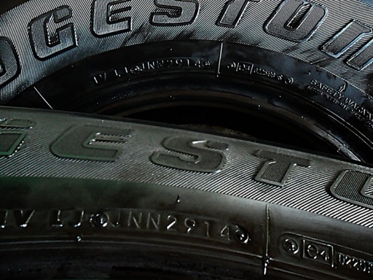 ยางกระบะสูงขอบ16 บริดสโตน265-70-R16 ลงพื้นปี15 (2เส้น2,800) ยางกระบะสูงขอบ16 บริดสโตน265-70-R16 ลงพื้นปี15 (2เส้น2,800)