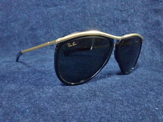 ขายแว่นray-ban usa