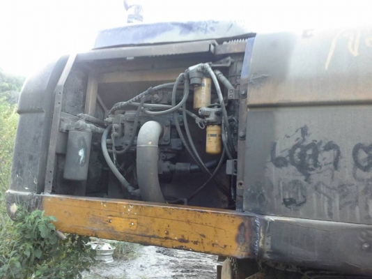 รถแบคโฮ CAT 33OC