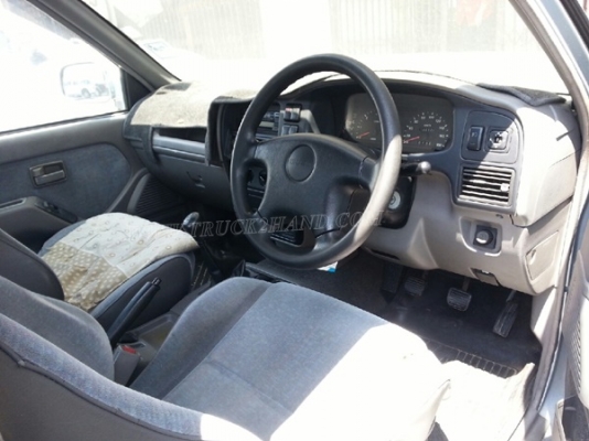 รถกระบะแค๊บ ISUZU รุ่น SLX เครื่อง 2500 CC .  90 แรงม้า TURBO  ปีจดทะเบียน  2543